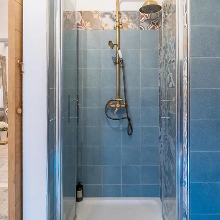 Apartmán L'alcova, Loft Di Charme A Pochi Passi Dal Teatro Ariston Sanremo